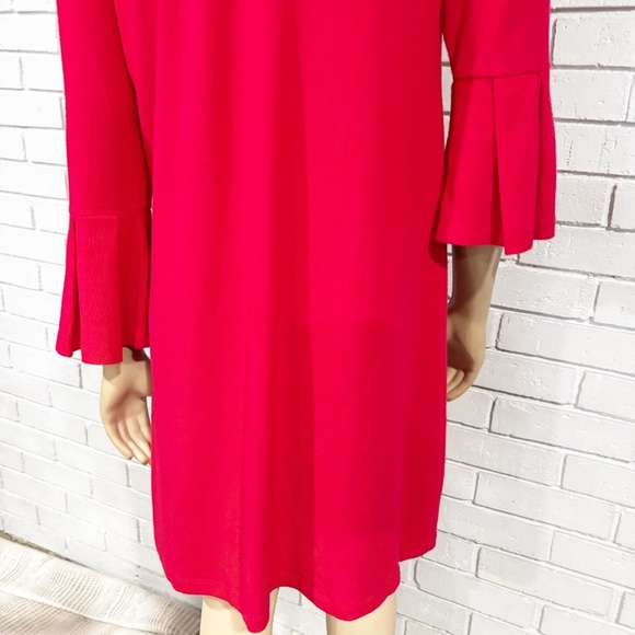 Papillon Red Bell Sleeve Dress - Picture 5 of 6